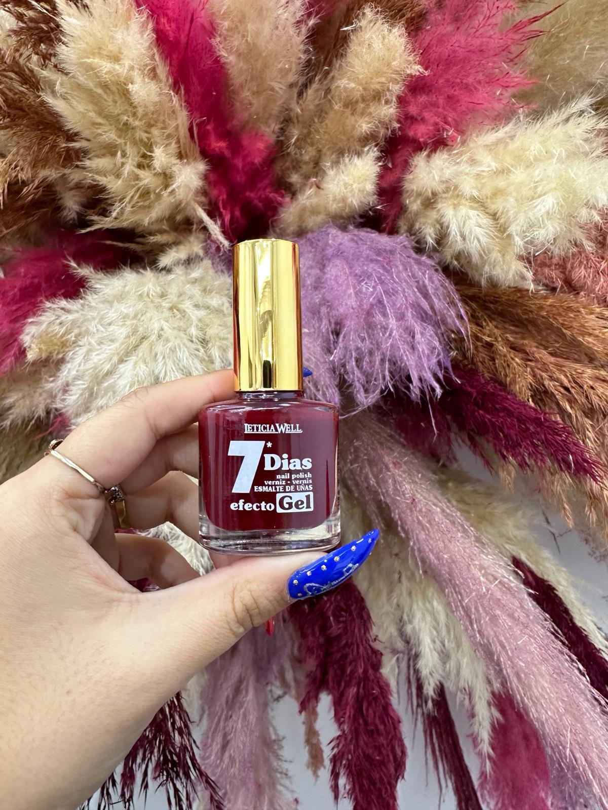 ESMALTE DE UÑAS