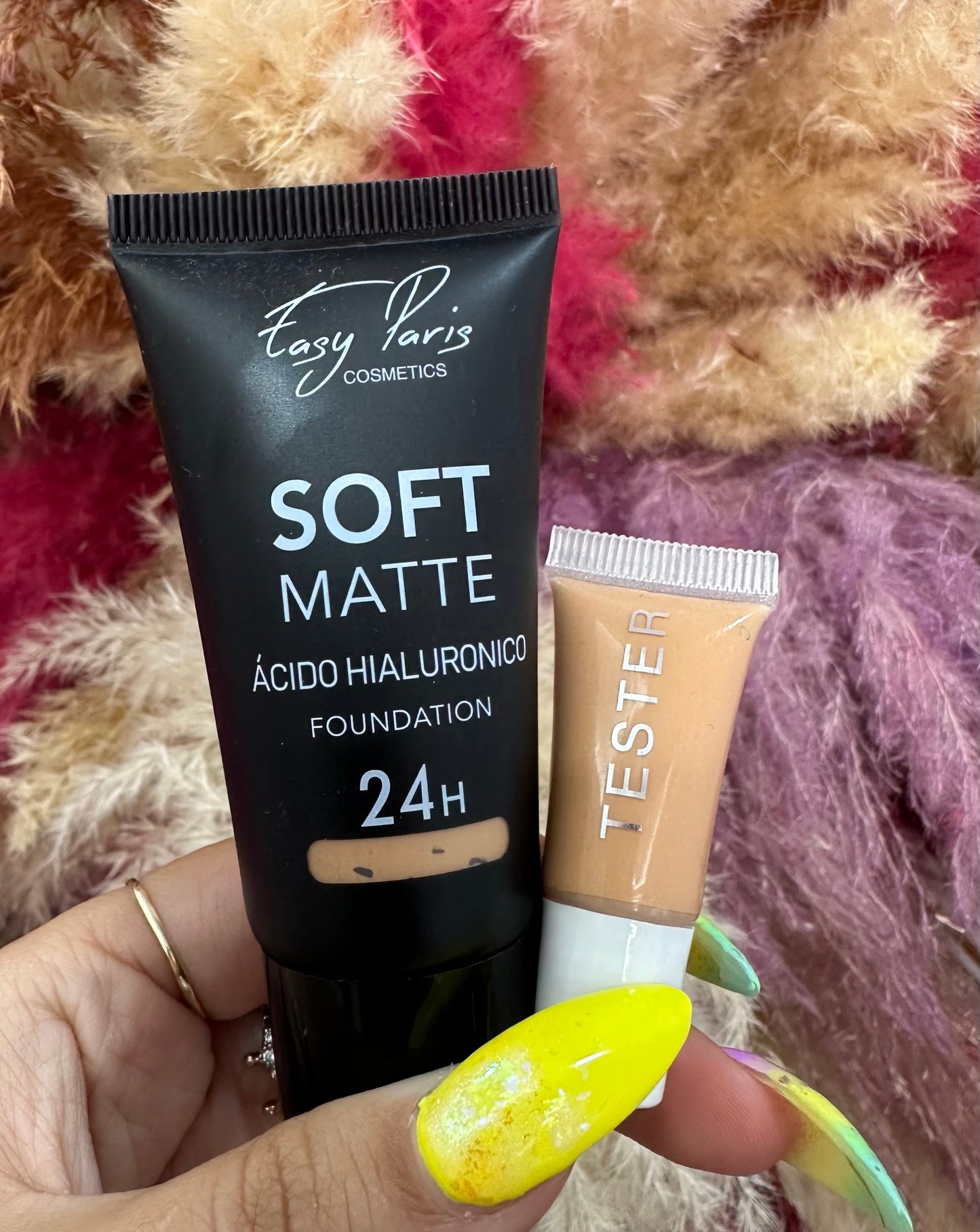 MAQUILLAJE SOFT MATTE CON ÁCIDO HIALURÓNICO