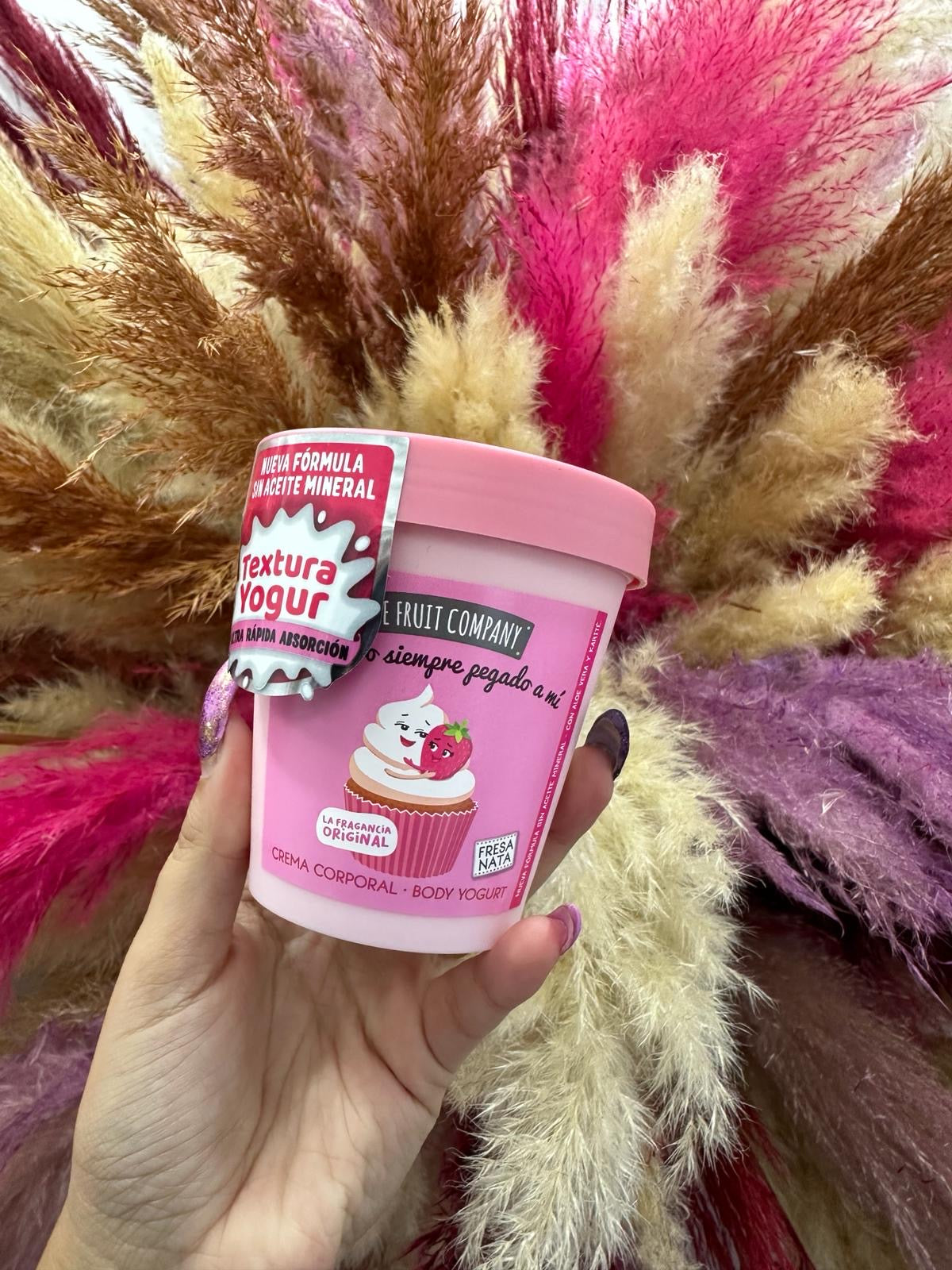 CREMA CORPORAL TEXTURA YOGUR FRESA Y NATA TFC