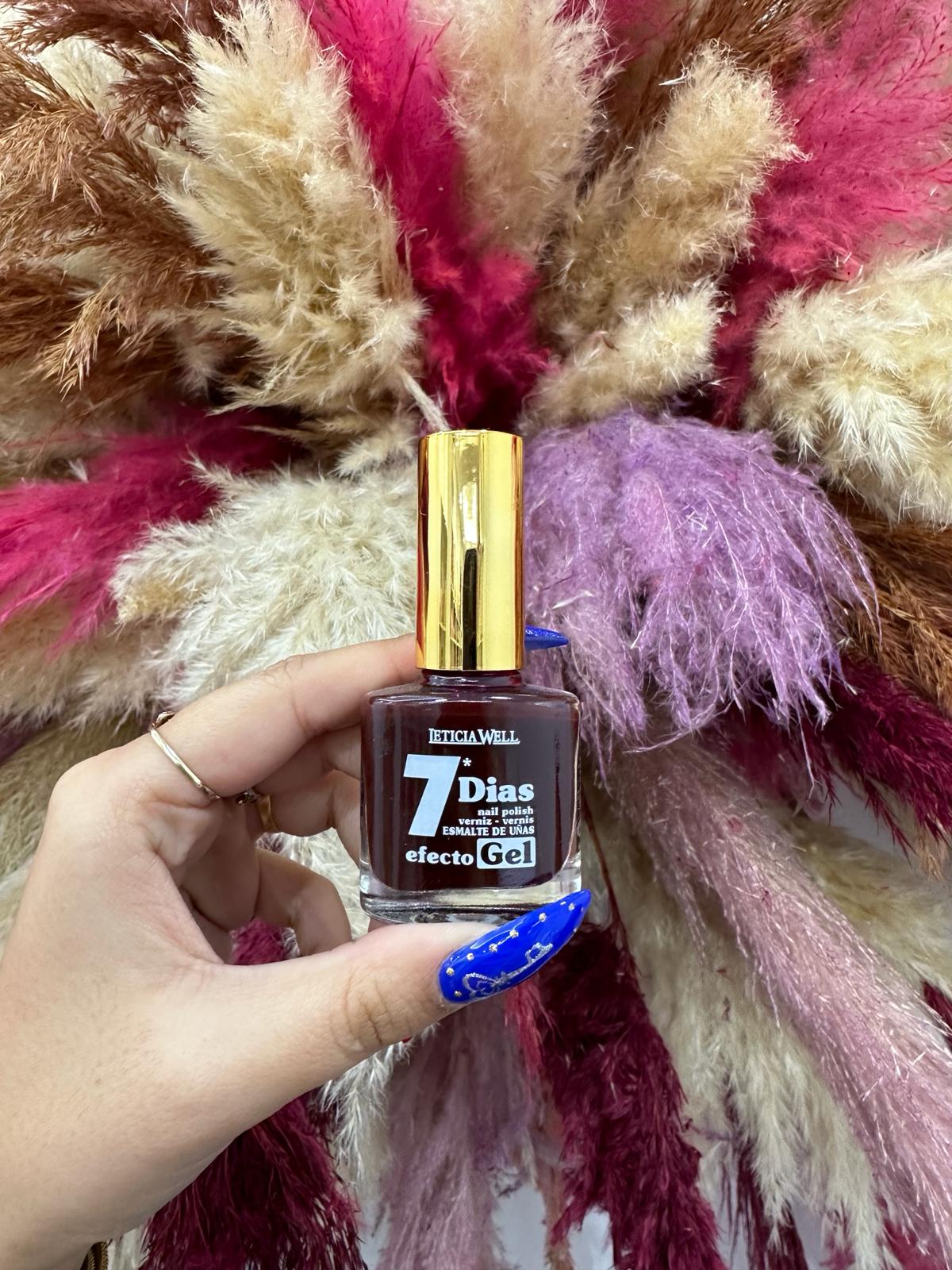 ESMALTE DE UÑAS