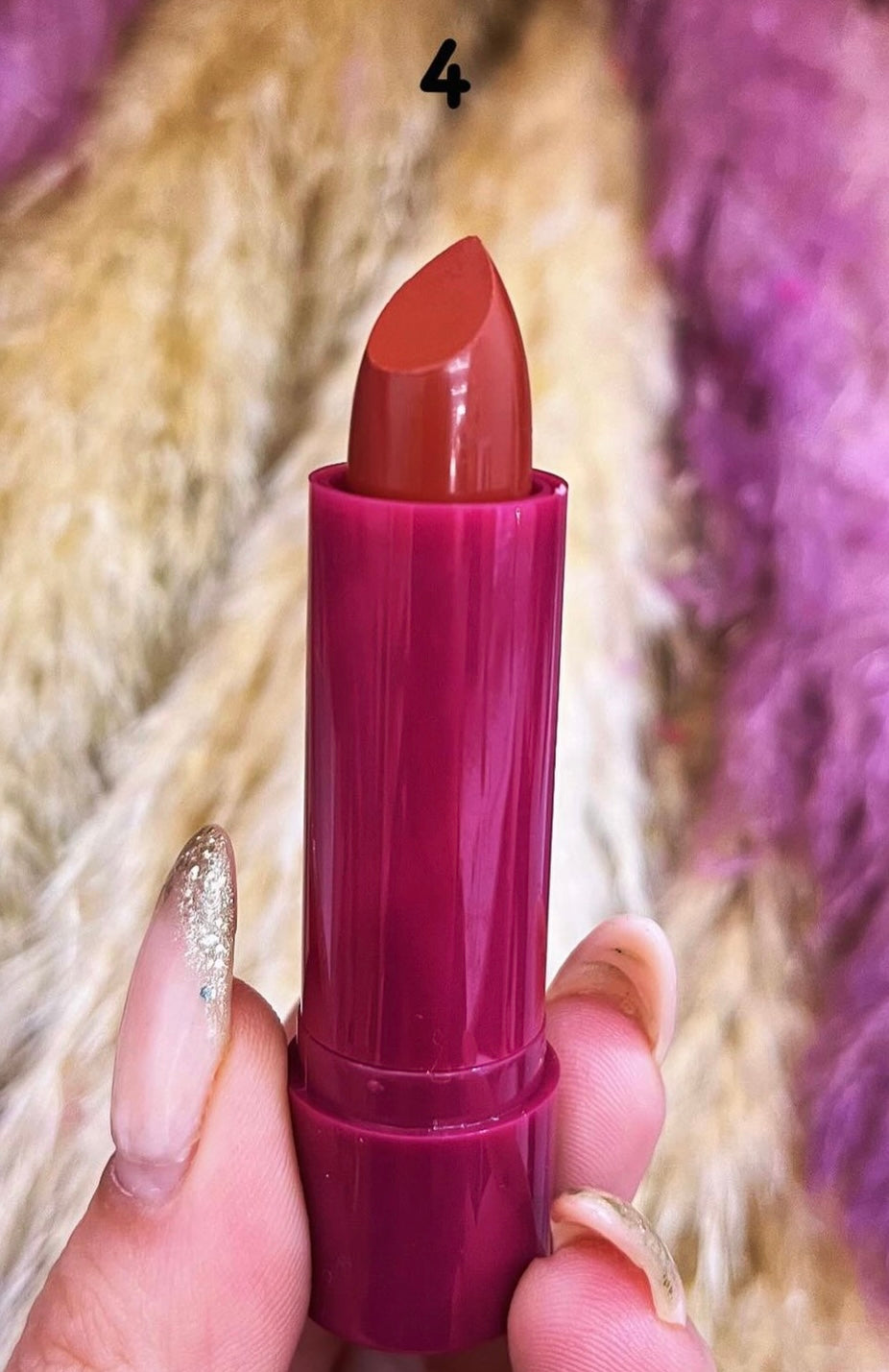BARRA DE LABIOS HOT LIPS