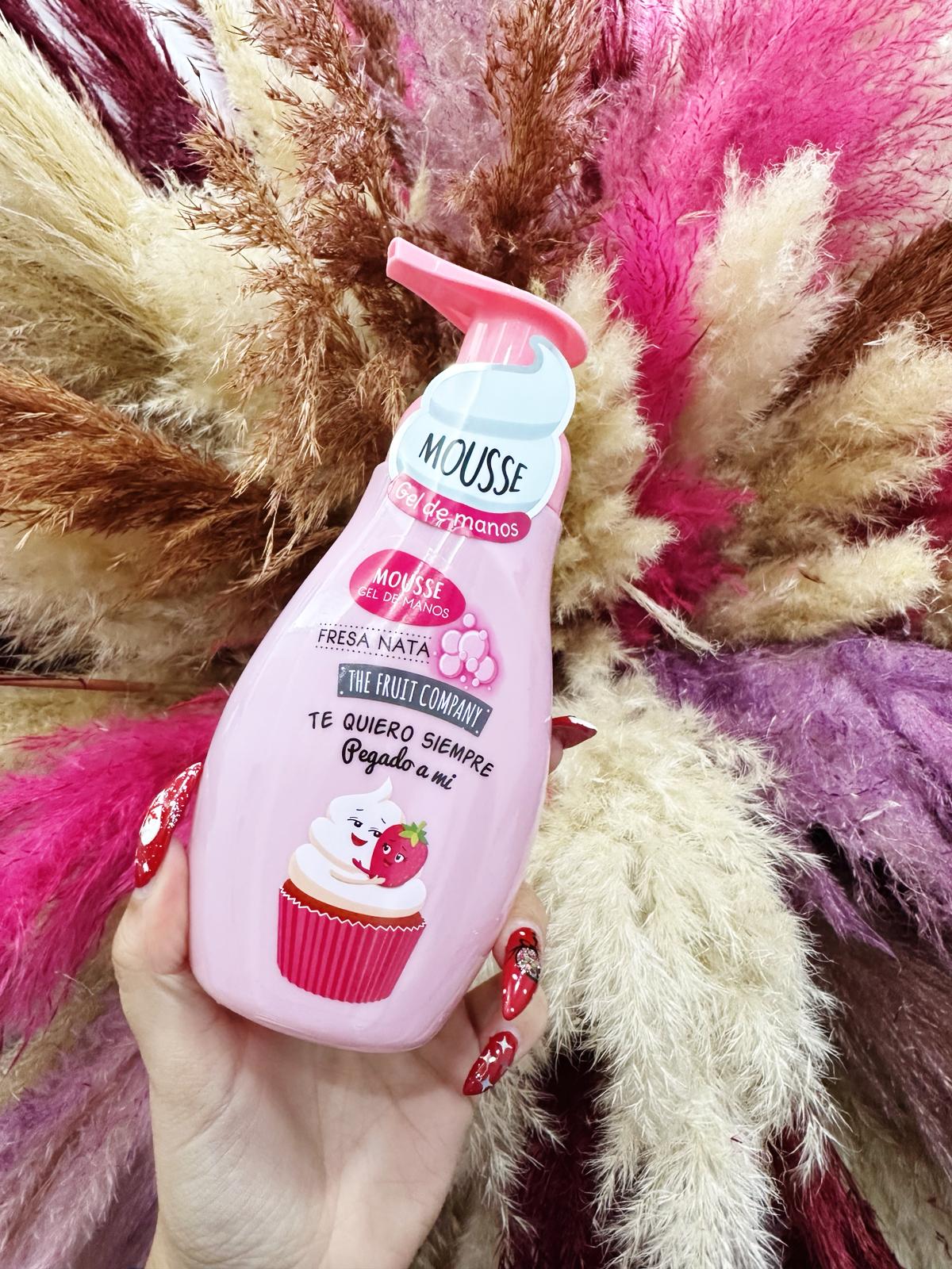 GEL DE MANOS EN MOUSSE DE FRESA Y NATA TFC