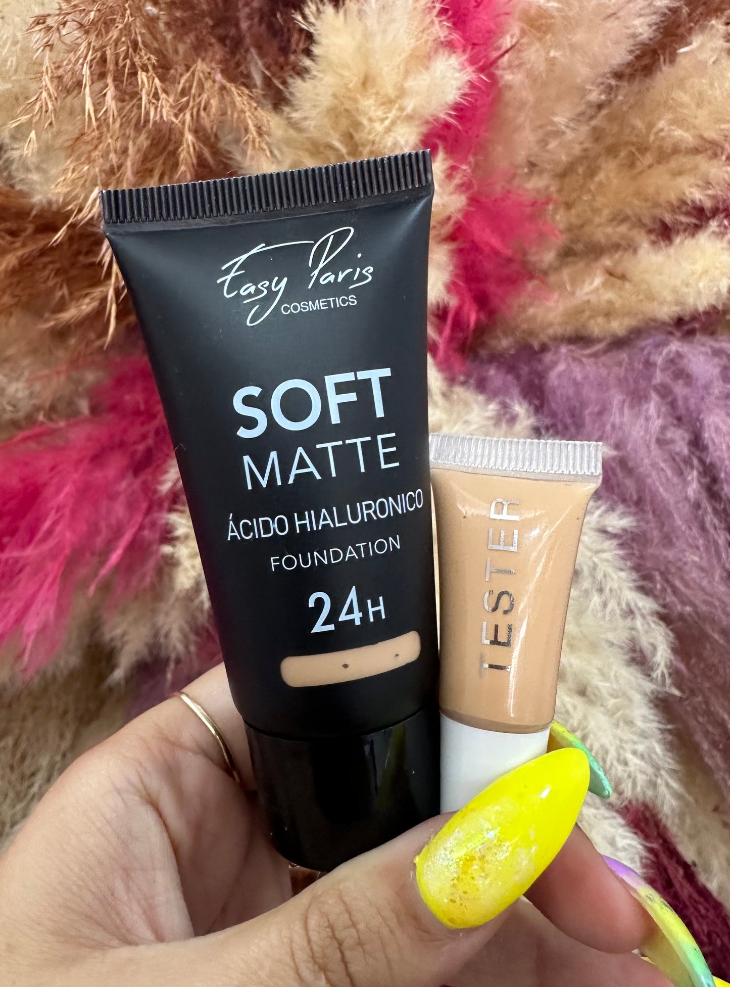 MAQUILLAJE SOFT MATTE CON ÁCIDO HIALURÓNICO