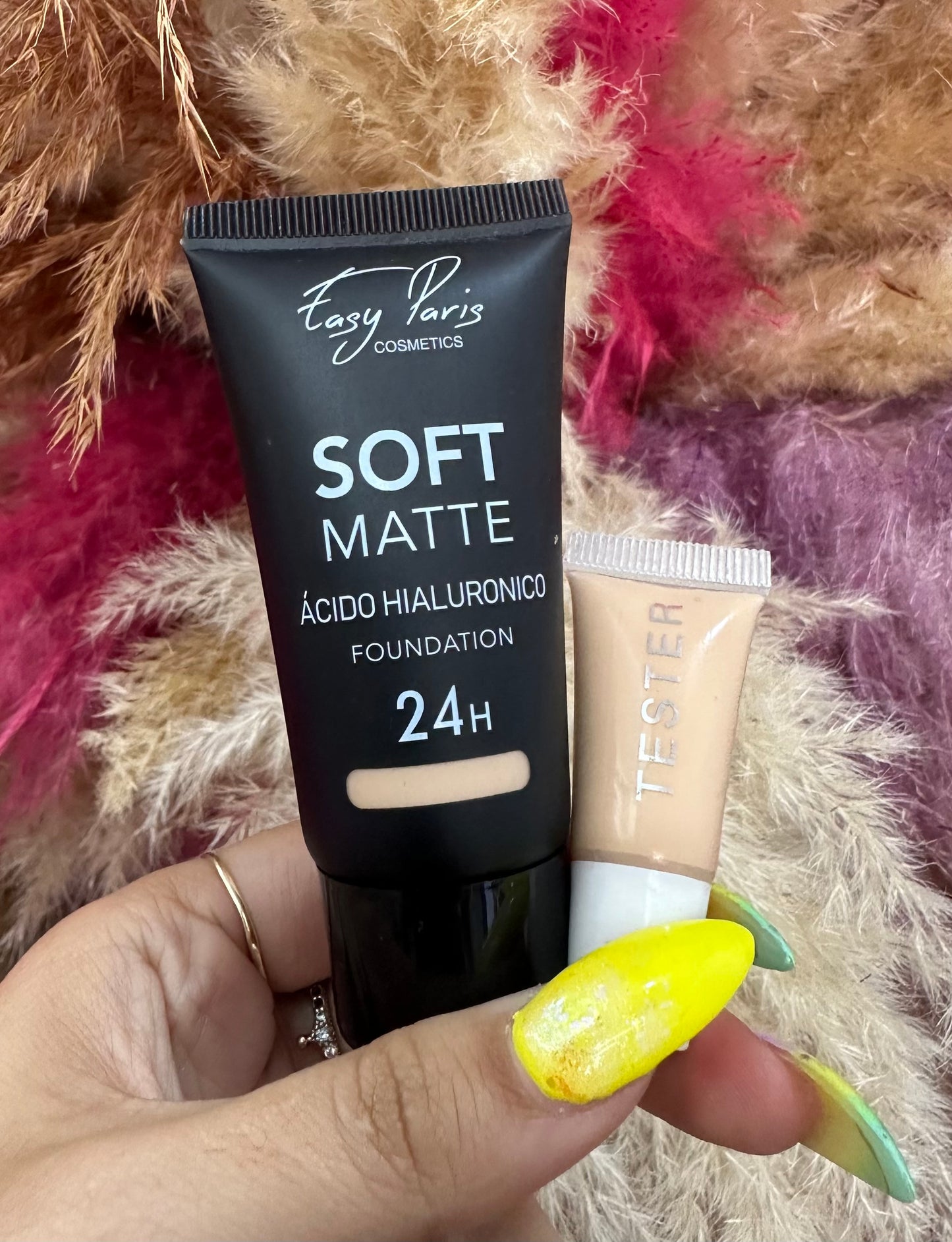 MAQUILLAJE SOFT MATTE CON ÁCIDO HIALURÓNICO