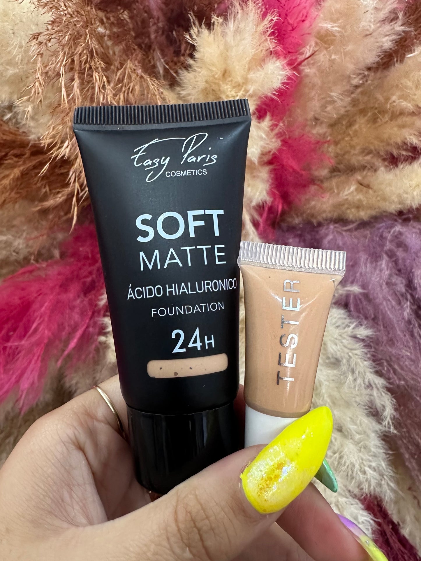 MAQUILLAJE SOFT MATTE CON ÁCIDO HIALURÓNICO