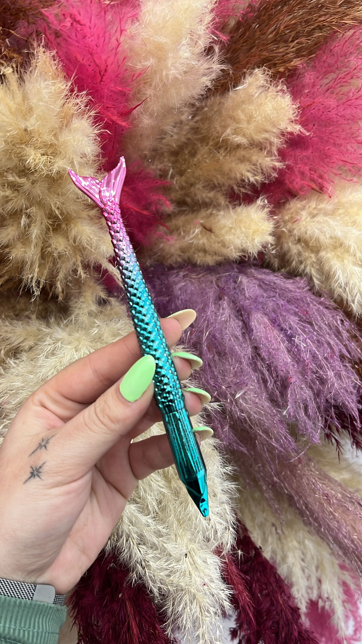 EYELINER ROTULADOR COLA DE SIRENA