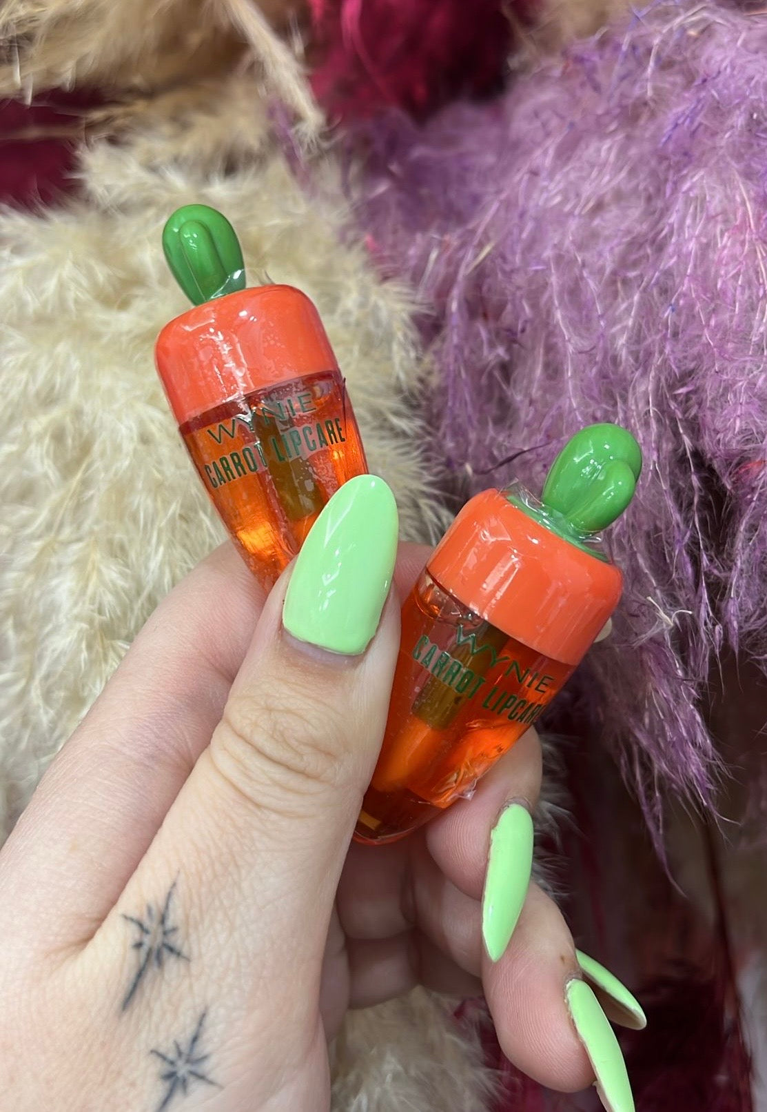 BRILLO DE LABIOS ZANAHORIA