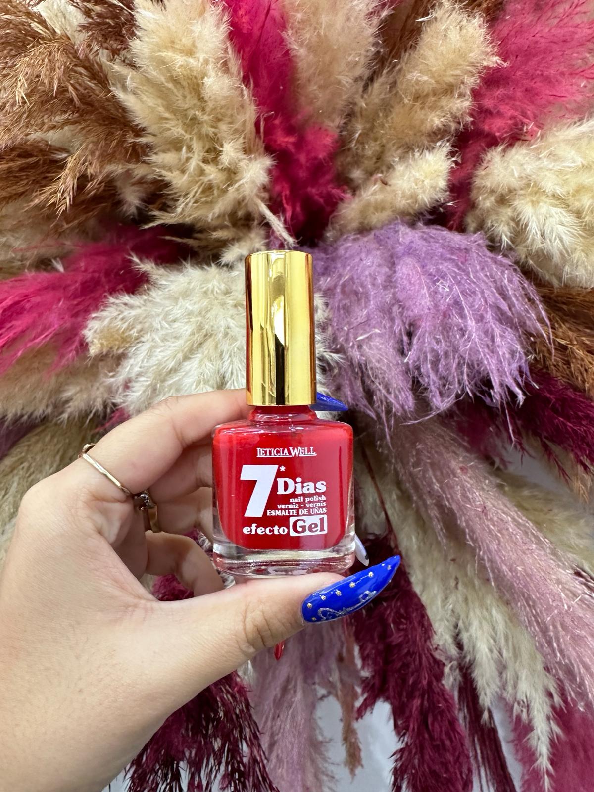 ESMALTE DE UÑAS