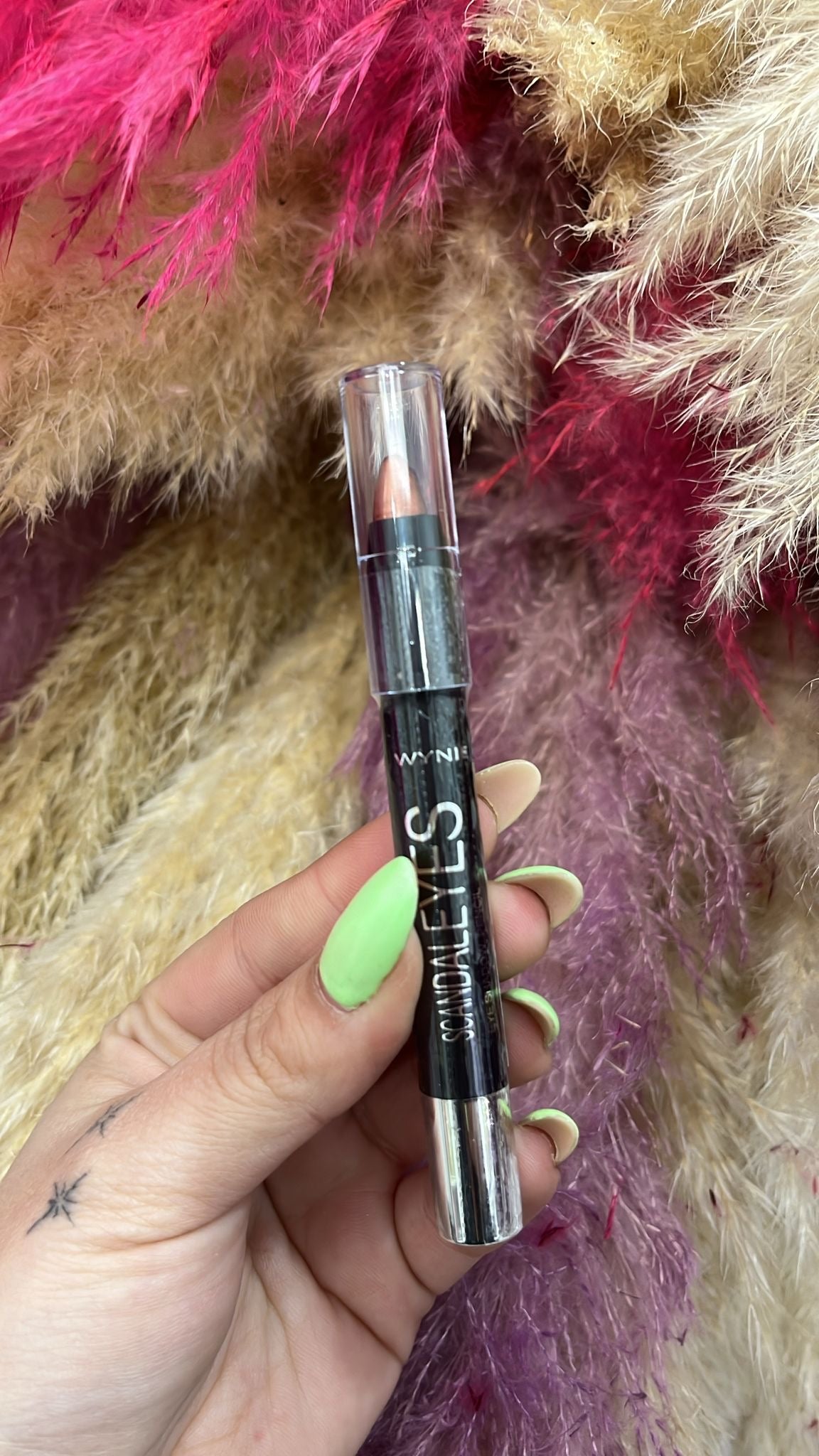 LÁPIZ DE OJOS CREMOSO-WYNIE