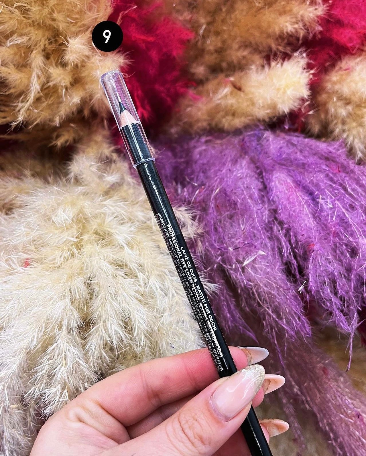 LÁPIZ DE OJOS Y DE LABIOS