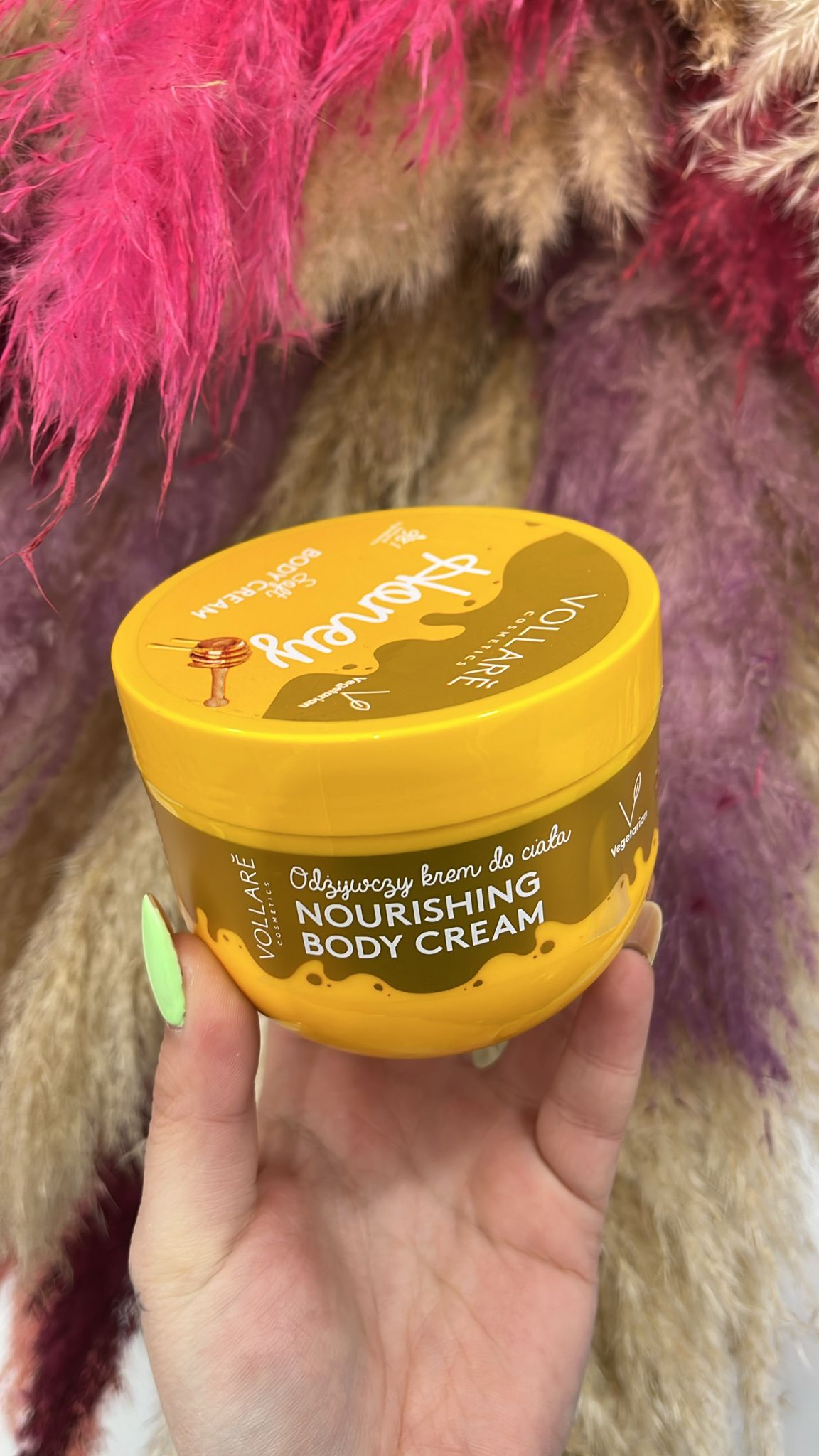 CREMA CORPORAL NUTRITIVA